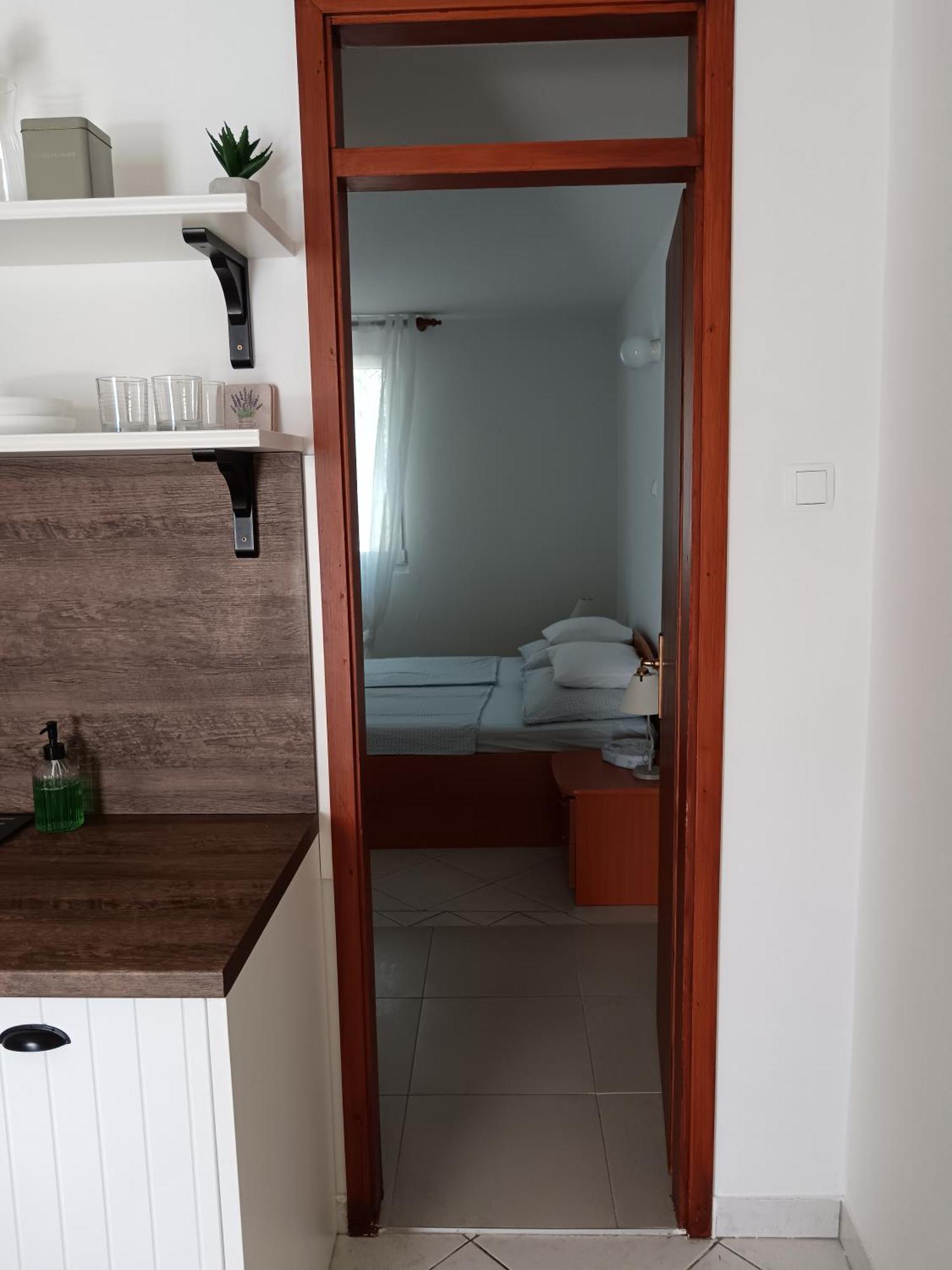 Apartmani More Комарна Екстериор снимка